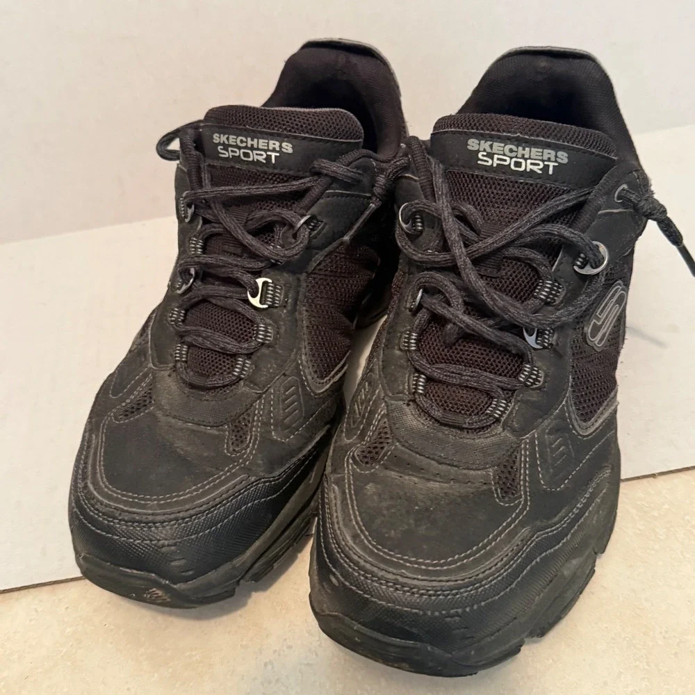Skechers Sport Vigor 3.0 Mens 9 Wide Black Leather Goodyear Sneakers 237145W BBK